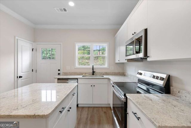 2447 NW Old Thompson Bridge Road, Gainesville, GA 30501