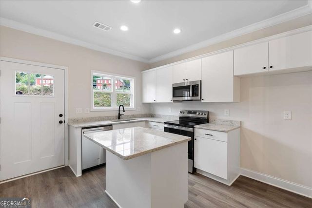 2447 NW Old Thompson Bridge Road, Gainesville, GA 30501