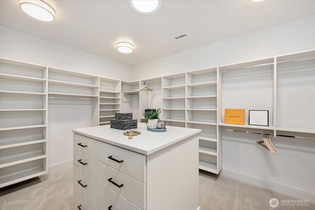 1717 99th Avenue NE, Bellevue, WA 98004