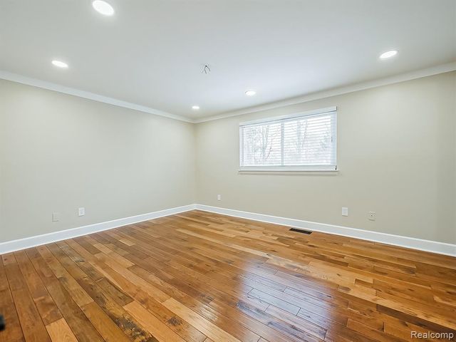 21964 Sunrise Boulevard, Novi, MI 48375