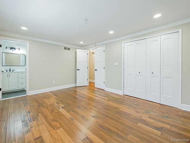 21964 Sunrise Boulevard, Novi, MI 48375