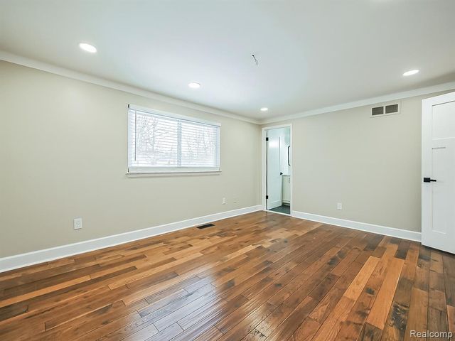 21964 Sunrise Boulevard, Novi, MI 48375