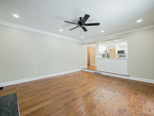 21964 Sunrise Boulevard, Novi, MI 48375