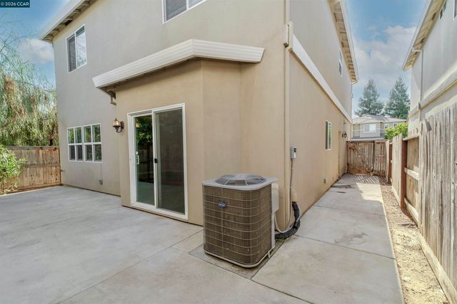723 Phillipi Way, Sacramento, CA 95838