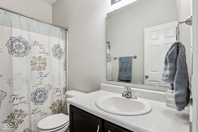 2418 Bridlewood Drive, Franklin, IN 46131