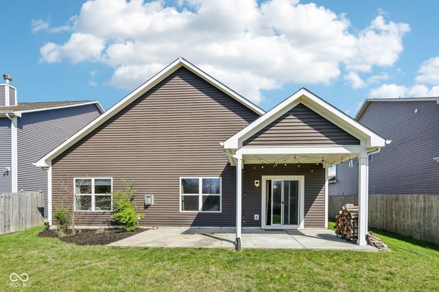 2418 Bridlewood Drive, Franklin, IN 46131