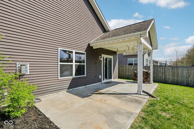 2418 Bridlewood Drive, Franklin, IN 46131