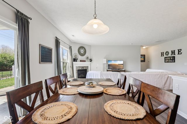 2418 Bridlewood Drive, Franklin, IN 46131
