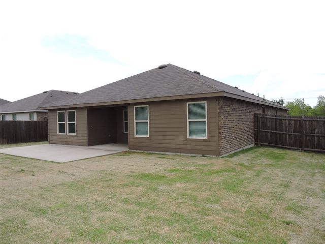1210 Honeysuckle Drive, Josephine, TX 75189