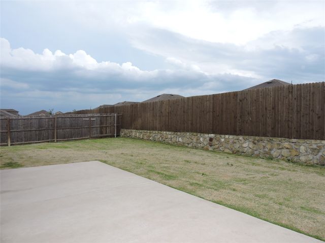 1210 Honeysuckle Drive, Josephine, TX 75189