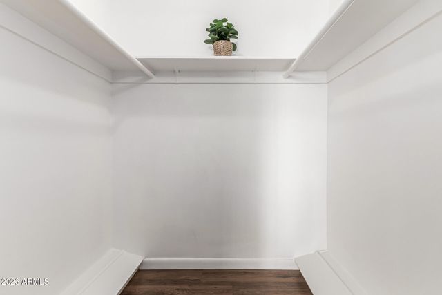 3242 E CAMELBACK Road 102, Phoenix, AZ 85018