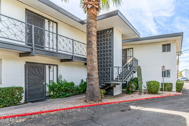 3242 E CAMELBACK Road 102, Phoenix, AZ 85018