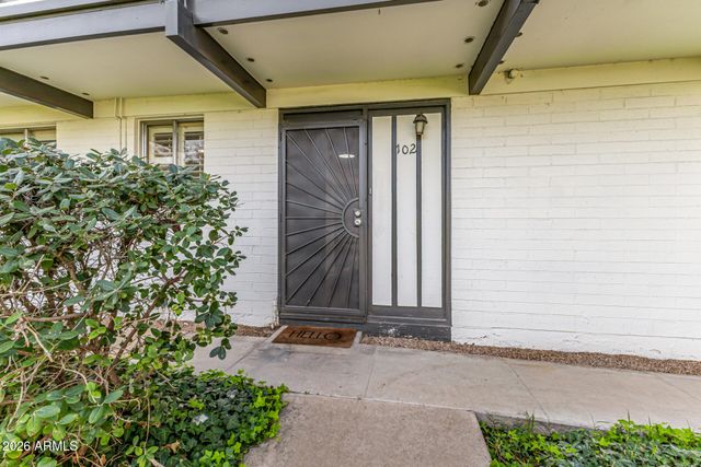 3242 E CAMELBACK Road 102, Phoenix, AZ 85018