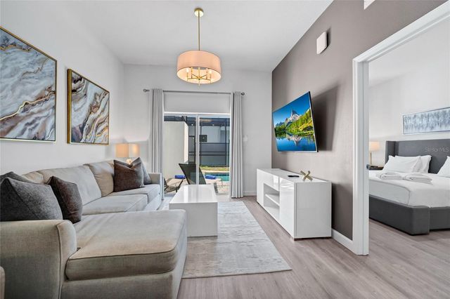 637 TRIKOMO DRIVE DRIVE, Davenport, FL 33896