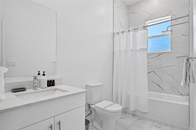 637 TRIKOMO DRIVE DRIVE, Davenport, FL 33896