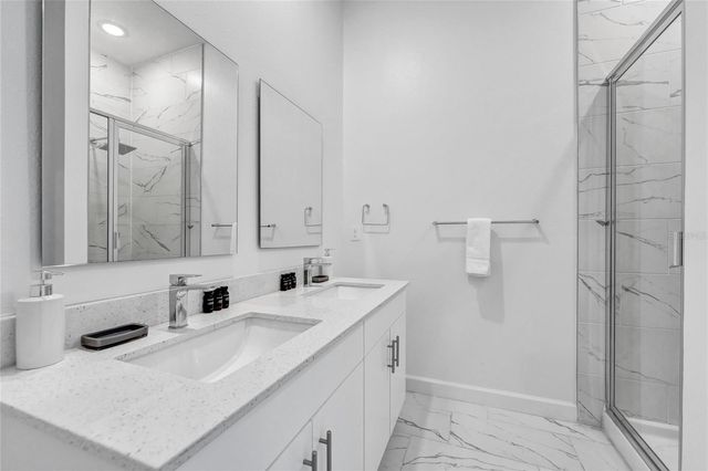 637 TRIKOMO DRIVE DRIVE, Davenport, FL 33896