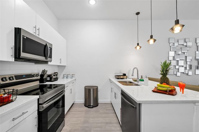 637 TRIKOMO DRIVE DRIVE, Davenport, FL 33896