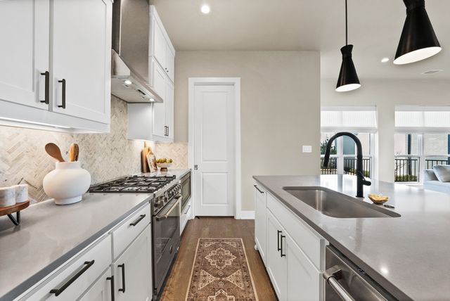 123 Garden Court E, Arlington, TX 76013