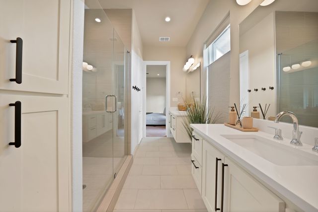 123 Garden Court E, Arlington, TX 76013