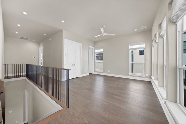 123 Garden Court E, Arlington, TX 76013