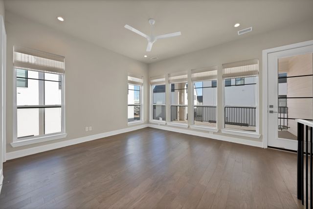 123 Garden Court E, Arlington, TX 76013