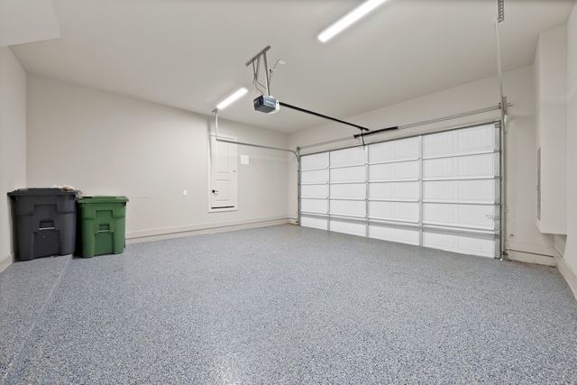 123 Garden Court E, Arlington, TX 76013