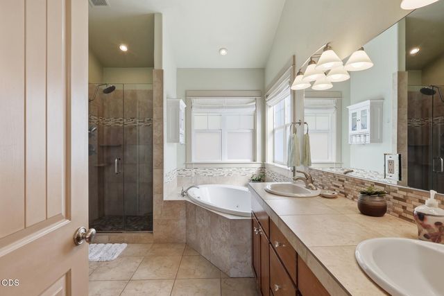 61172 Hilmer Creek Drive, Bend, OR 97702