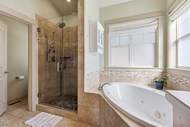 61172 Hilmer Creek Drive, Bend, OR 97702