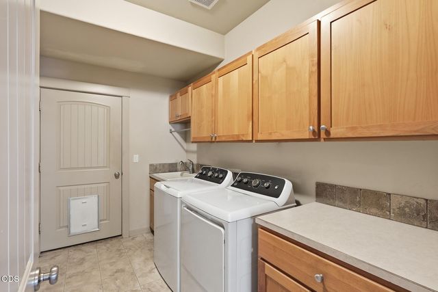 61172 Hilmer Creek Drive, Bend, OR 97702