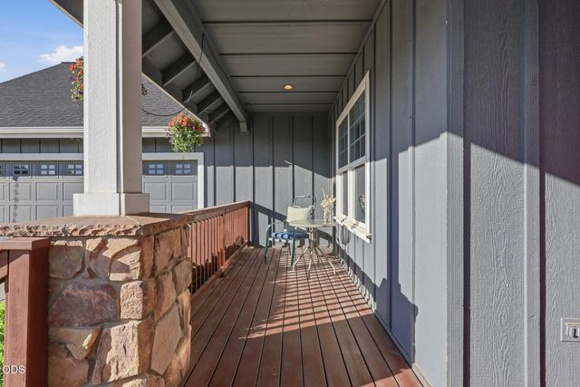 61172 Hilmer Creek Drive, Bend, OR 97702