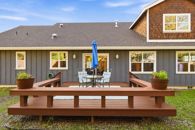 61172 Hilmer Creek Drive, Bend, OR 97702