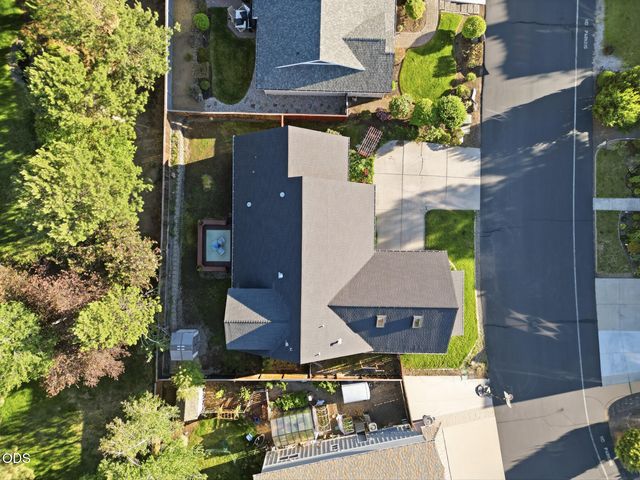 61172 Hilmer Creek Drive, Bend, OR 97702