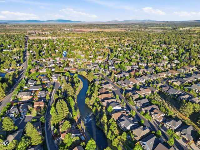 61172 Hilmer Creek Drive, Bend, OR 97702
