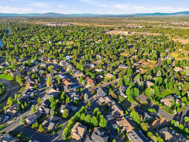 61172 Hilmer Creek Drive, Bend, OR 97702