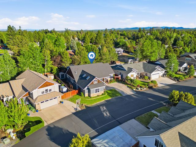 61172 Hilmer Creek Drive, Bend, OR 97702