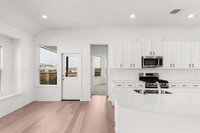 25632 Wheat Seed LN, Elgin, TX 78621