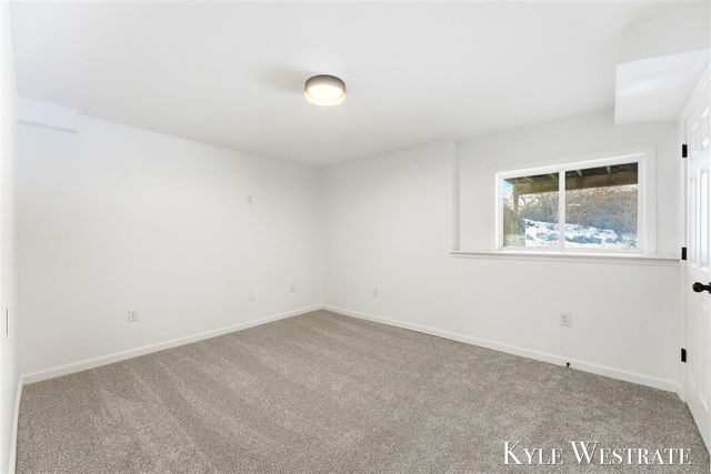 7976 10 Mile Road, Rockford, MI 49341