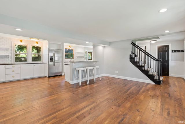 1720 Douglas Lane, New Haven, IN 46774