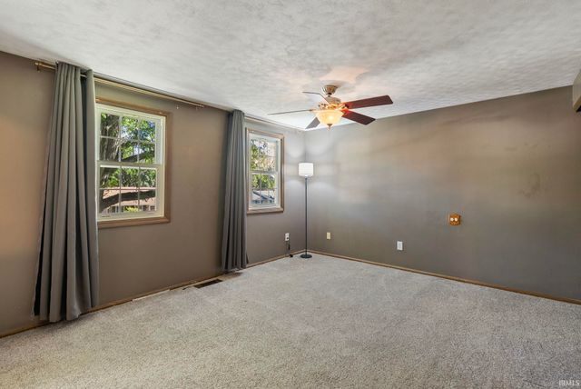 1720 Douglas Lane, New Haven, IN 46774