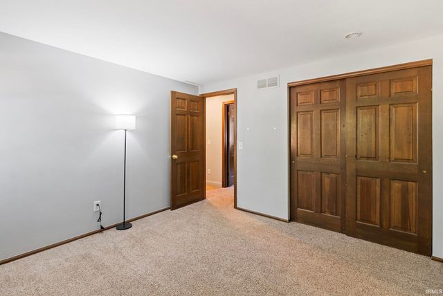 1720 Douglas Lane, New Haven, IN 46774