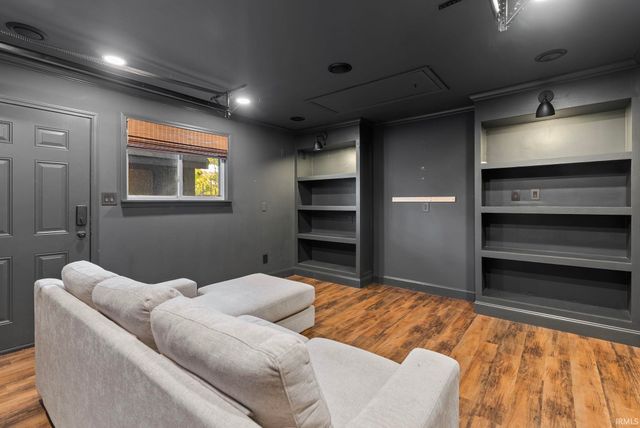 1720 Douglas Lane, New Haven, IN 46774