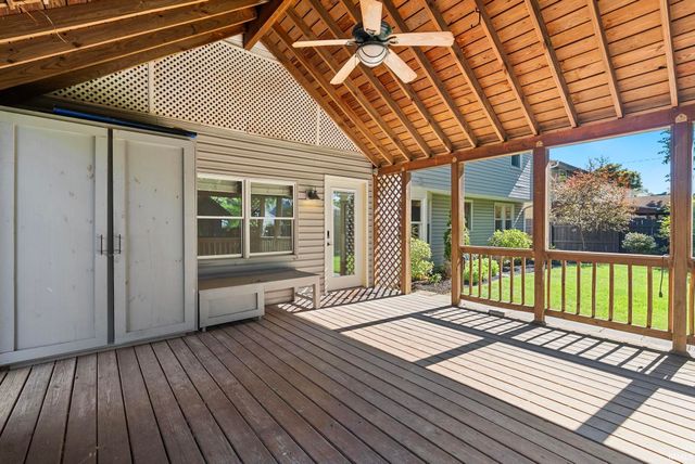 1720 Douglas Lane, New Haven, IN 46774