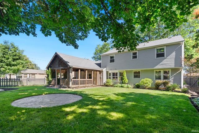 1720 Douglas Lane, New Haven, IN 46774