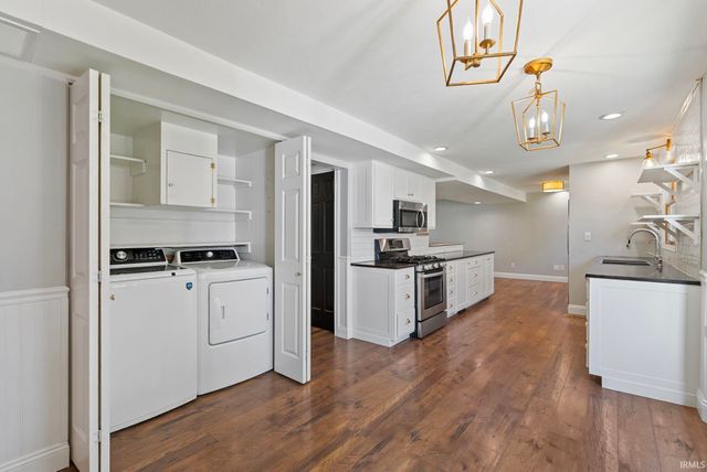 1720 Douglas Lane, New Haven, IN 46774