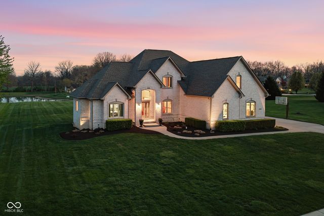 7111 W Cub Boulevard, New Palestine, IN 46163