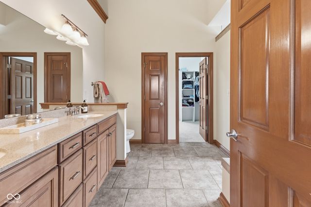 7111 W Cub Boulevard, New Palestine, IN 46163