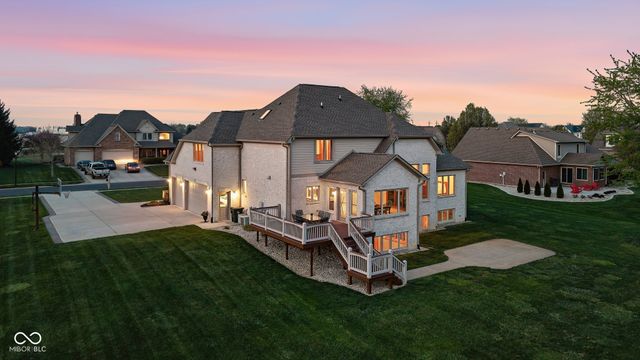 7111 W Cub Boulevard, New Palestine, IN 46163