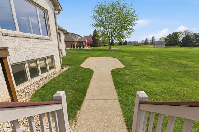 7111 W Cub Boulevard, New Palestine, IN 46163