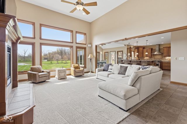 7111 W Cub Boulevard, New Palestine, IN 46163