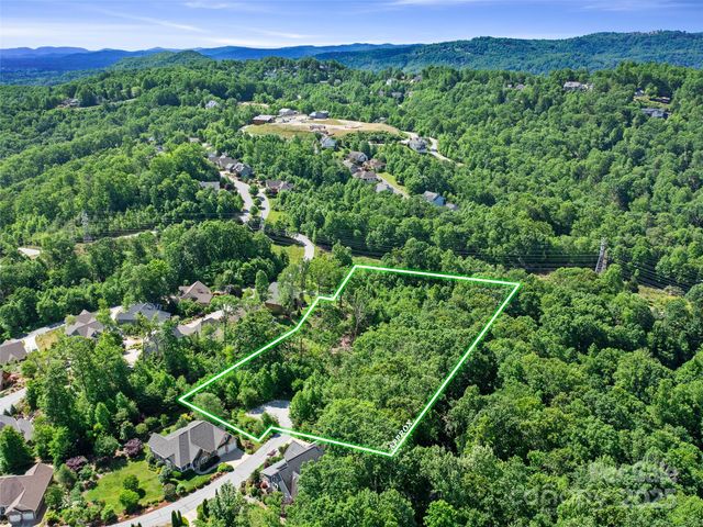 99999 Millbrae Loop 1601, Hendersonville, NC 28791